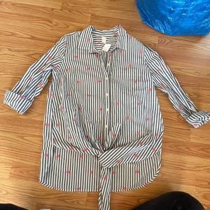NWT gap maternity top